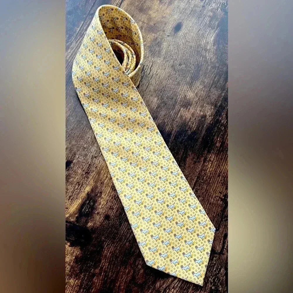 Vineyard Vines | Patriotic donkey silk tie.